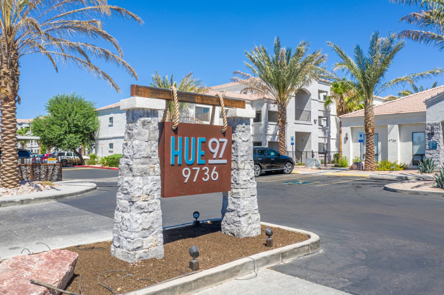 HUE97 apartments in Maricopa County exterior with monument sign